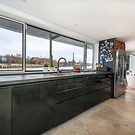 Hotel Luxury Houseboat - Concorde/tour Eiffel View Paris
